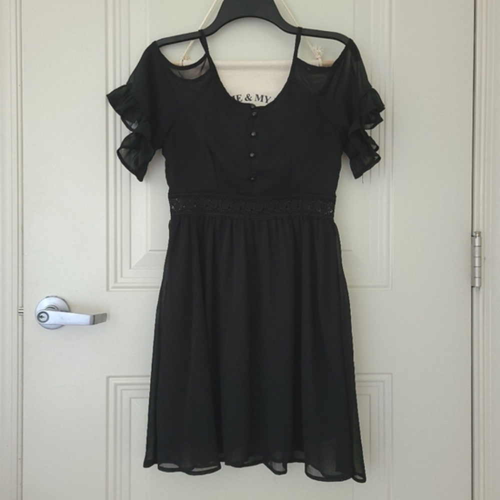 Disney Beauty and the Beast Black Belle Cold Shoulder Ruffle Dress - extra small